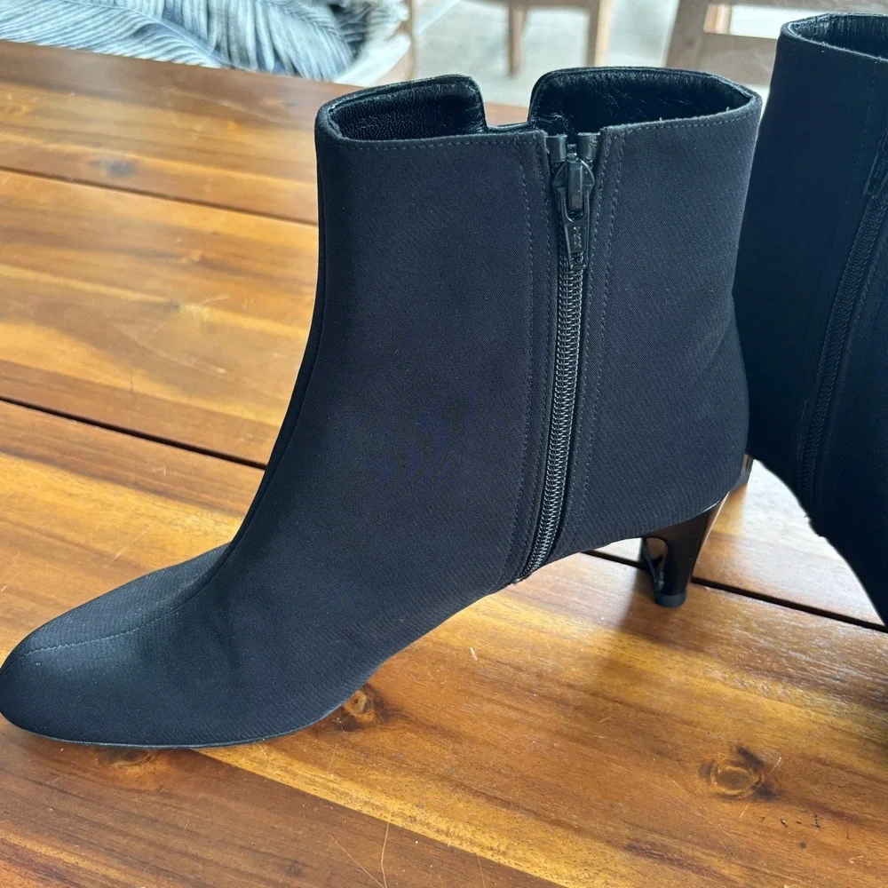 Stuart Weitzman‎ Radiance Gore-Tex Ankle Boots Black Size 8 New Never Worn